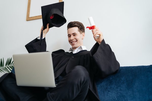 Online Micro Degrees and Micro Credentials… Why You Might Want to Get One